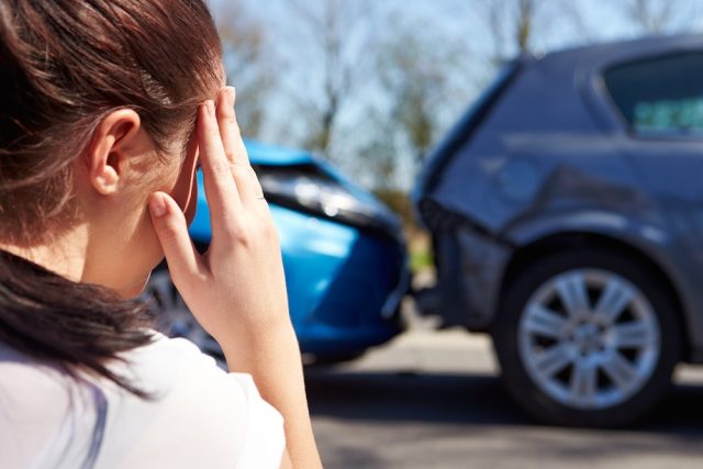 Unfall? Bei einer Auslandsschutz-Kfz-Versicherung ist man abgesichert. Foto: Adobe / Monkey Business Unfall? Bei einer Auslandsschutz-Kfz-Versicherung ist man abgesichert. Foto: Adobe / Monkey Business