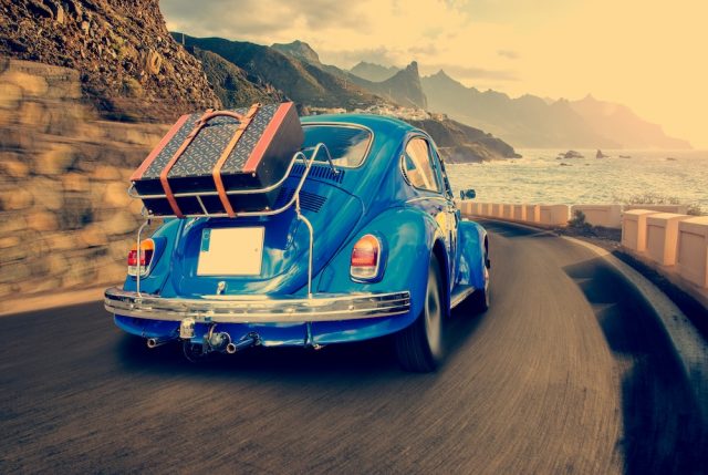Nicht immer ist ein Autokoffer maßgeschneidert. Foto: Adobe / Mike Mareen