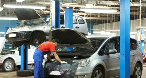 Automotor Grundlagen: So funktioniert der Antrieb Nicht nur Monteure sollten wissen, wie die Grundlagen beim Automotor sind. Foto: Adobe / Kadmy