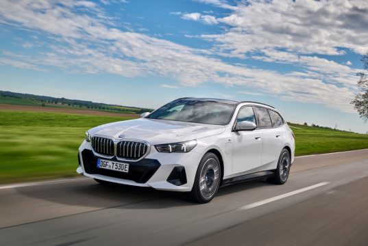 BMW Kombi: Dynamik und Vielseitigkeit vereint BMW Kombi 5 Touring. Foto: BMW