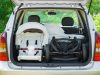 Kinderwagen im Auto unterbringen – worauf muss ich achten? Kinderwagen im Auto: Auf jeden Zentimeter kommt es an. Foto: Adobe / fotoduets