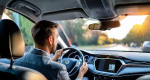 Rückfahrkamera nachrüsten: Anleitung, Kosten und Testberichte Sobald man die Rückfahrkamera nachrüsten konnte, fährt man sicherer Auto. Foto: Ocean23