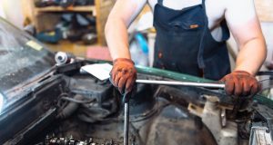 Schäden am Nockenwellensensor: So deuten Sie Symptome richtig Nockenwellensensor: Wissen, wo man ansetzen muss. Foto: Adobe / velimir