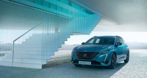 Die Kombi-Modelle von Peugeot: Eleganz und Funktionalität vereint Peugeot 308 SW Kombi sieht massiv aus. Foto: Peugeot