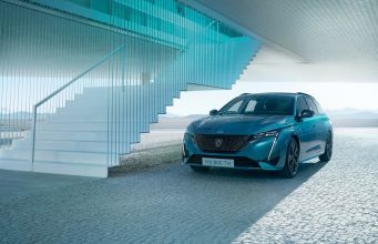 Die Kombi-Modelle von Peugeot: Eleganz und Funktionalität vereint Peugeot 308 SW Kombi sieht massiv aus. Foto: Peugeot