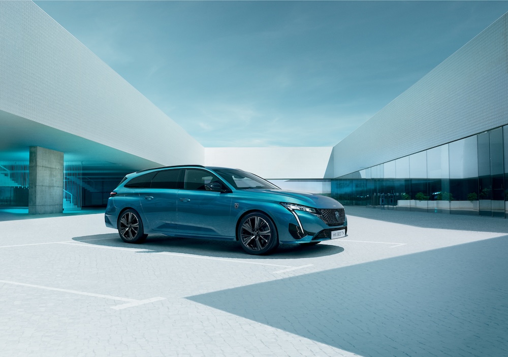 Eine Augenweide: der Peugeot Kombi 308 SW. Foto: Peugeot