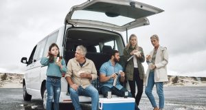 Unverzichtbare Tipps für jeden Roadtrip Roadtrips erhöhen das Gemeinschaftsgefühl. Foto: Adobe / Allistair F/peopleimages.com