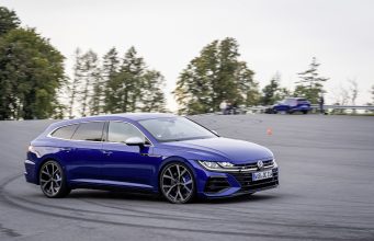 VW Kombi: Raumwunder für jeden Anspruch Arteon R Shooting Brake. Foto: Volkswagen