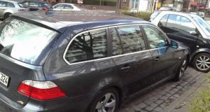 Plötzlich Benzingeruch im Auto: So findet man schnell die Ursache Um Benzingeruch festzustellen, braucht man keine feine Nase. Foto: Ocean23