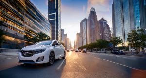 Parken im Halteverbot: Welche Strafen drohen? Parken im Halteverbot kostet. Foto: Ocean23