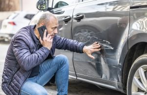 Unfallflucht: Welche Strafen drohen Bei Unfallflucht drohen empfindliche Strafen. Foto: Adobe / weyo