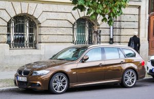 Neue Studie zeigt: BMW-Fahrer sind die schlechtesten Einparker Einparken will gelernt sein. Foto: Adobe / art_zzz