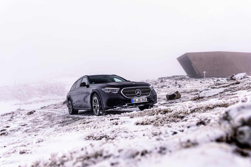 Mercedes E-Klasse All-Terrain, Frontansicht im Schnee