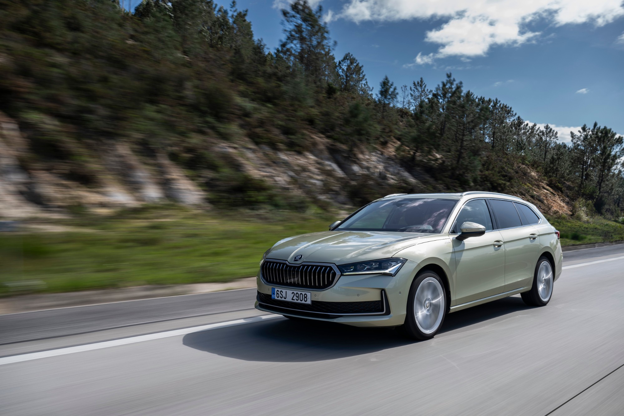 Škoda Superb Combi: der große Kombi mit 690 Litern