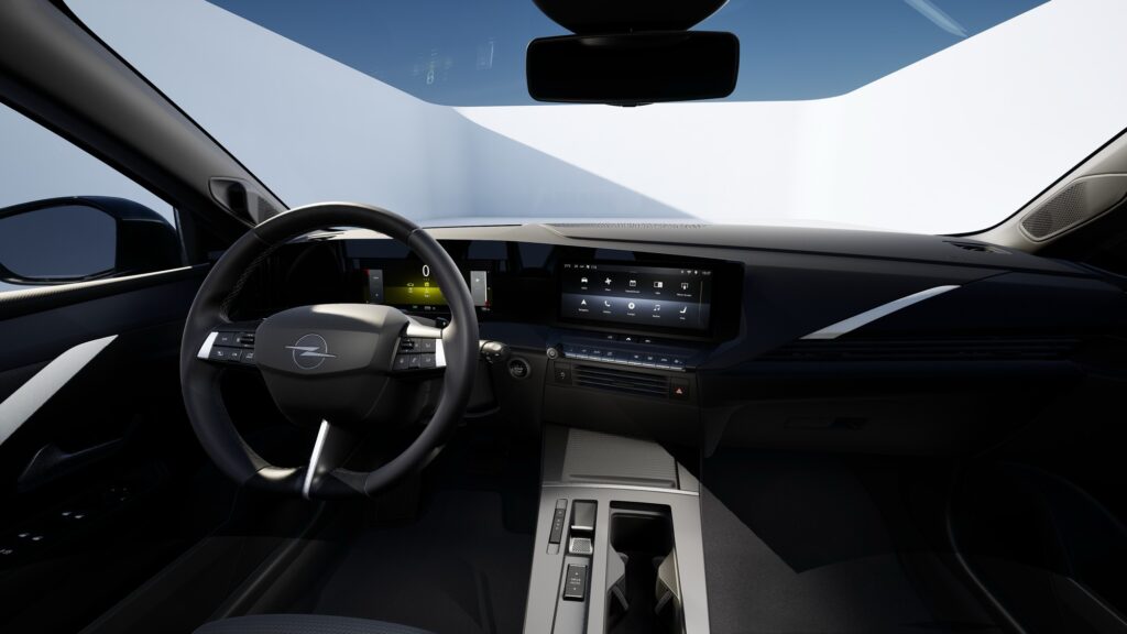 Cockpit des Opel Astra mit zwei 10-Zoll-Bildschirmen