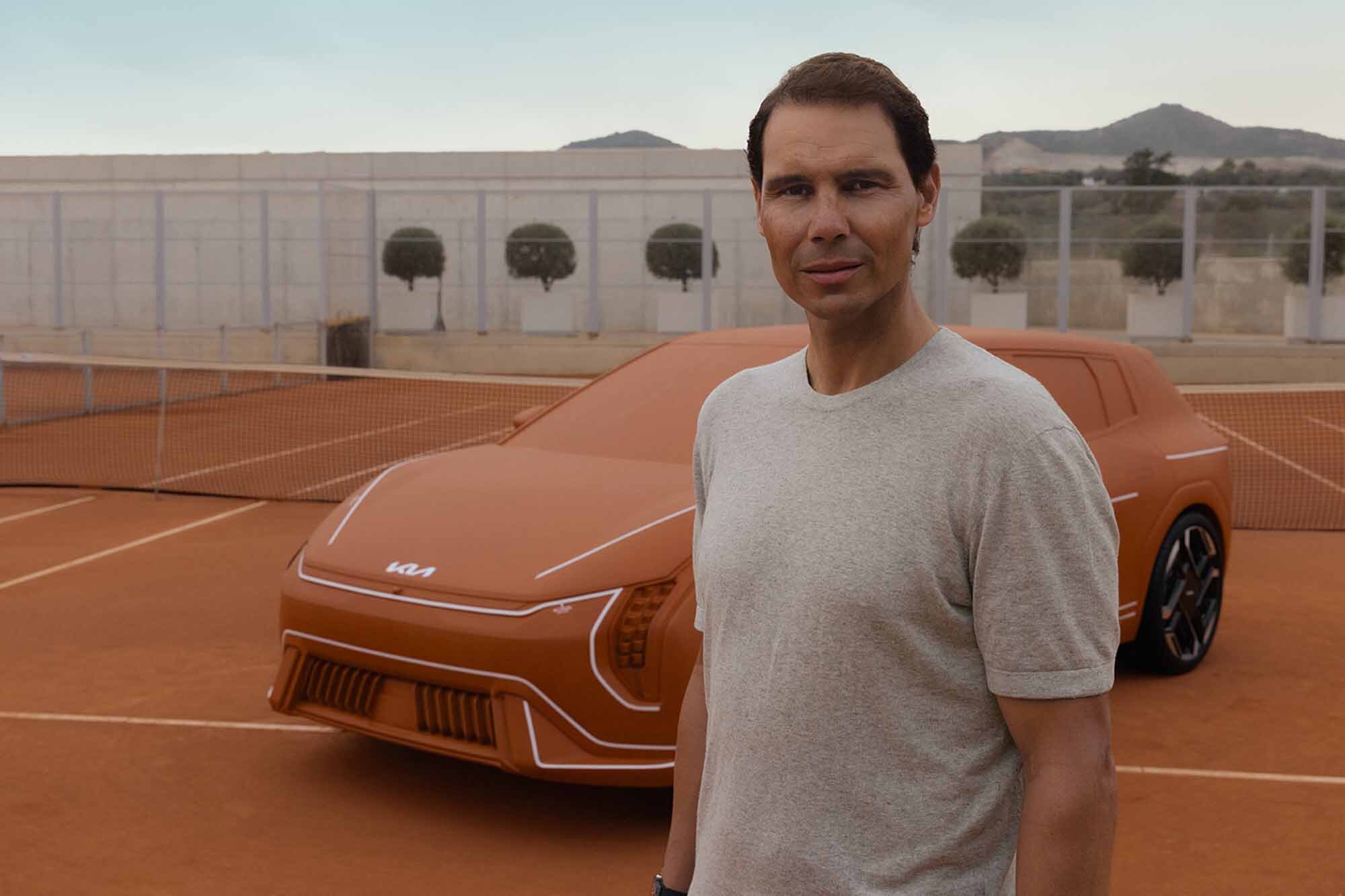 Kia EV4 GT: Tonmodell mit Sand für Rafael Nadal
